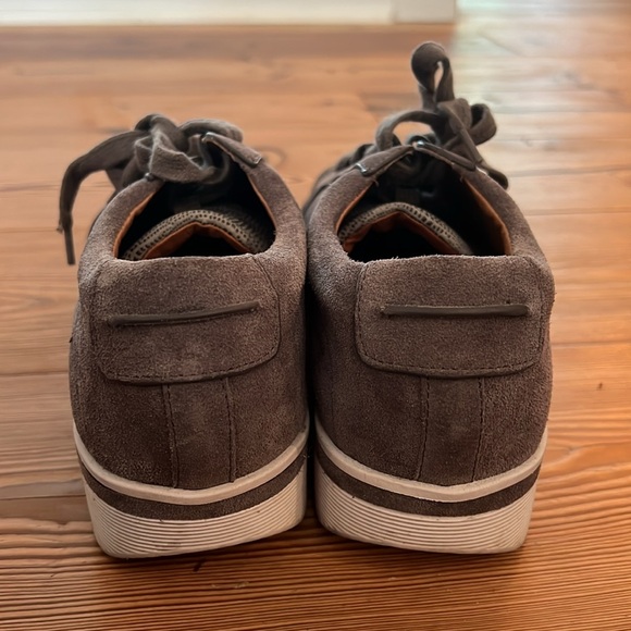 Gentle Souls By Kenneth Cole Womens Haddie Fashion Shoes Gray Suede Size 9.5 M - Picture 4 of 5